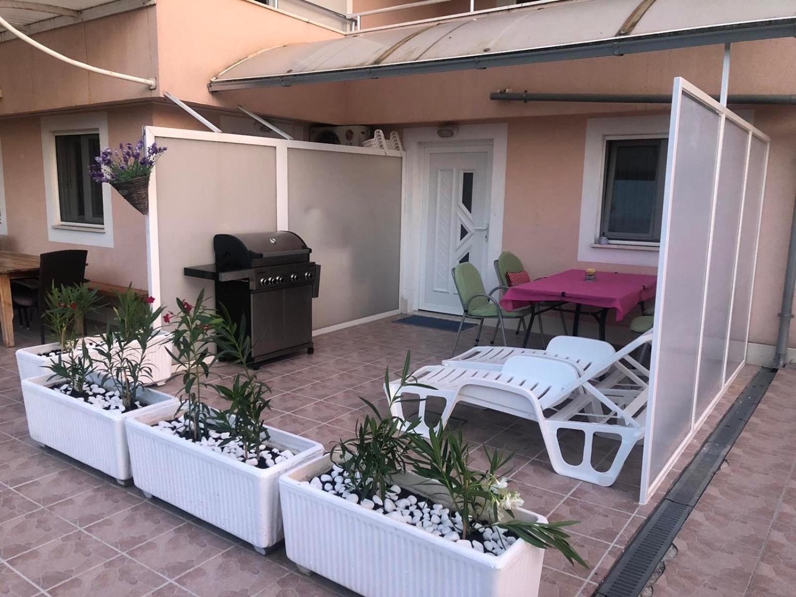 Apartments Villa Ana 察夫塔特 外观 照片