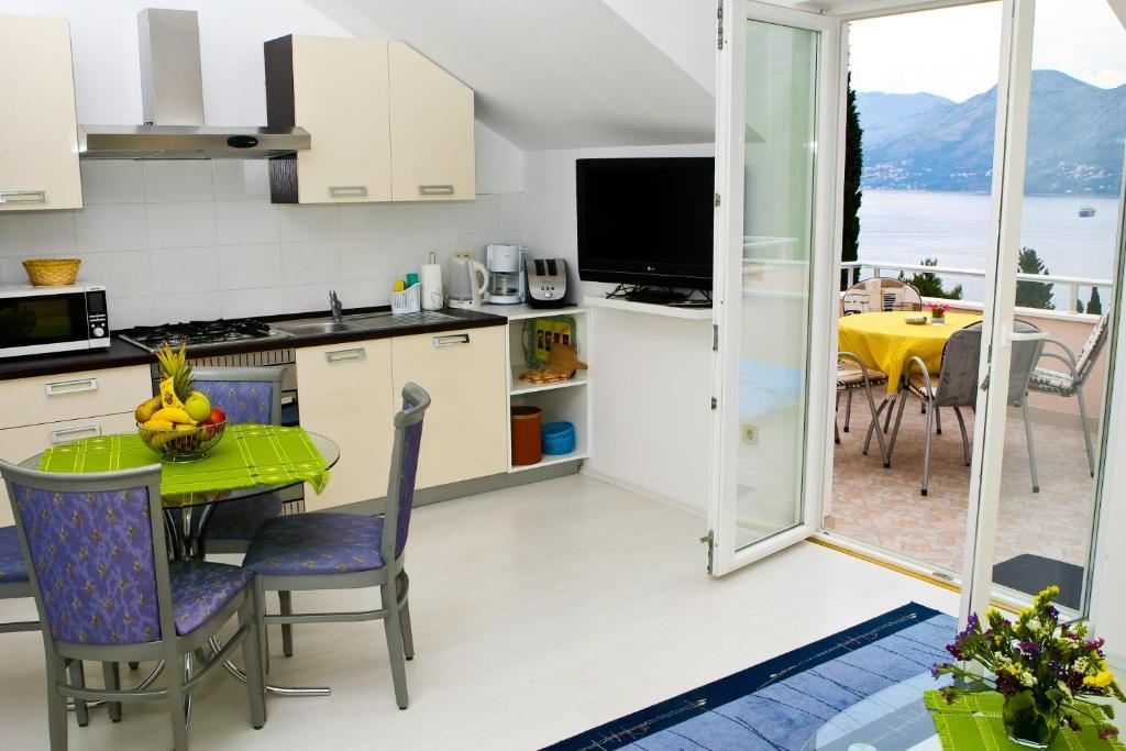 Apartments Villa Ana 察夫塔特 外观 照片