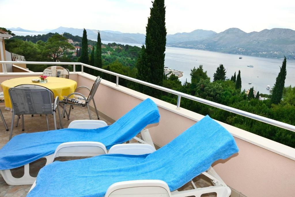 Apartments Villa Ana 察夫塔特 客房 照片